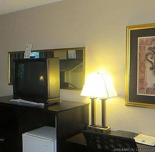 Rodeway - Gurnee Hotel Waukegan